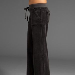 JUICY COUTURE Women’s Gray Velvet Flap Pocket Sweatpants Drawstring Size Large